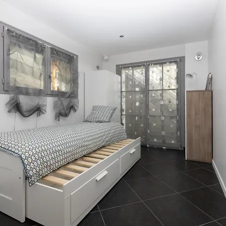 Maison Hypercentre * Αρασόν